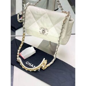 Chanel Women Pre-Loved Bag Very Good Condition